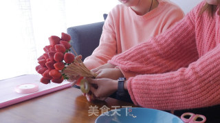 情人节草莓花束【初味日记】的做法步骤：4
