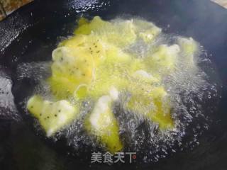 椒盐豆丝果的做法步骤：3