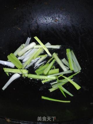 松花素炒的做法步骤：2
