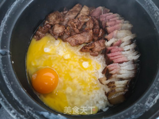 腊肉煲仔饭的做法步骤：6