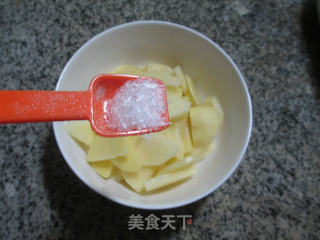 酱肉蒸土豆的做法步骤：6