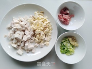 茨菰芋头烧开洋的做法步骤：2