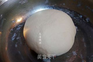 芹菜猪肉馅水饺的做法步骤：2