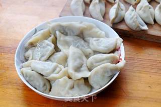 芹菜猪肉馅水饺的做法步骤：6