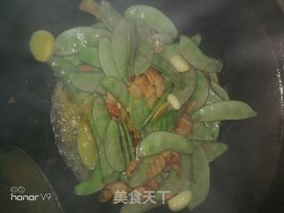 五花肉炒扁豆的做法步骤：4