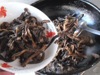 仿真鳝鱼丝的做法步骤：10