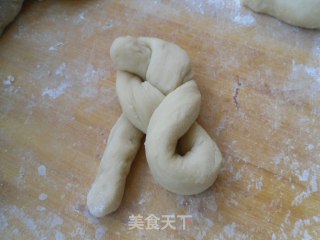 编花小面包的做法步骤：8