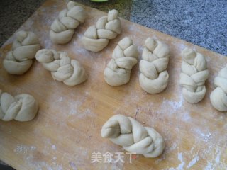 编花小面包的做法步骤：10