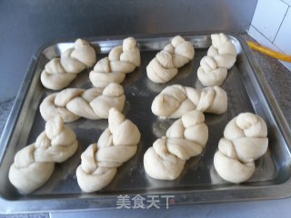 编花小面包的做法步骤：11
