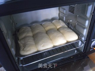 蛋黄方面包的做法步骤：12