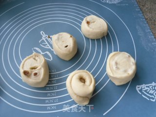 刀切面包卷的做法步骤：11