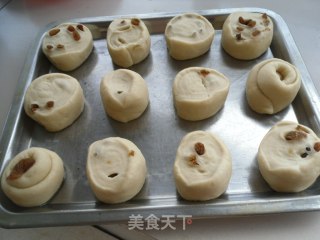 刀切面包卷的做法步骤：12