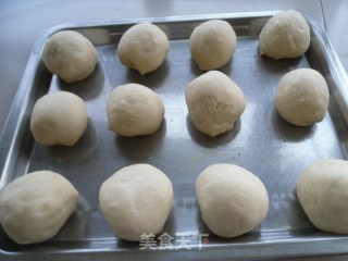 瓜子仁面包的做法步骤：7