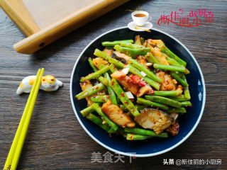 腊鱼炒四季豆的做法步骤：9