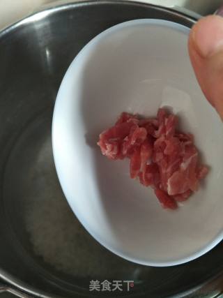 白菜瘦肉粥的做法步骤：4