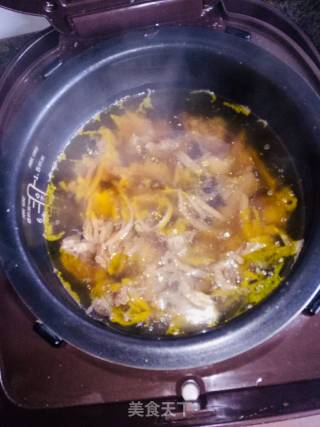 墨鱼土鸡汤的做法步骤：4