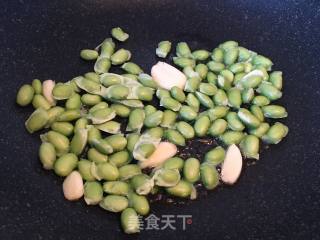 蘑菇青豆的做法步骤：4