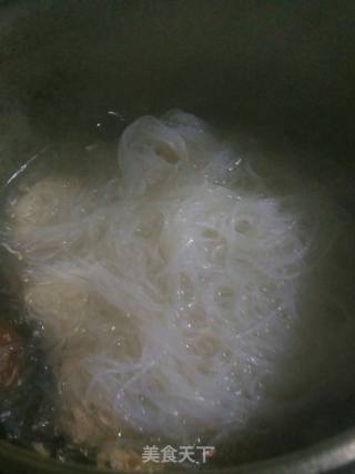 蛋卷肉丸粉丝汤的做法步骤：9