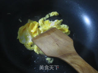 鸭蛋圣女果裤带面的做法步骤：3