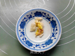 柑橘胡萝卜炒方便面的做法步骤：3