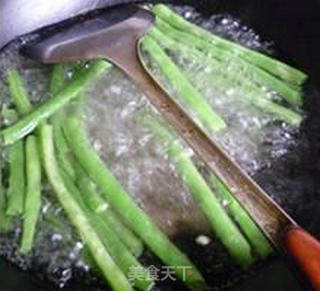 榨菜梅豆肉馅饺子的做法步骤：7