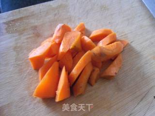 胡萝卜烧豆腐的做法步骤：2