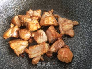 红烧排骨炖豆角的做法步骤：4