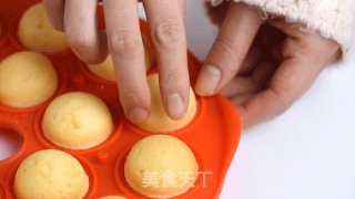 棒棒糖蛋糕的做法步骤：5