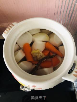 排骨萝卜汤的做法步骤：4