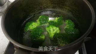 虾仁扇贝西兰花的做法步骤：5