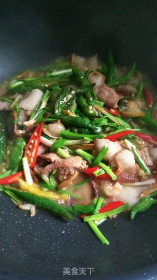 泡椒炒肘子肉的做法步骤：8