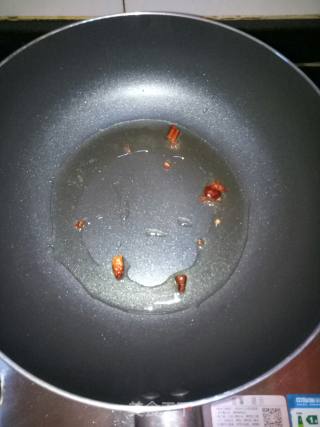 炝拌藕丁的做法步骤：3