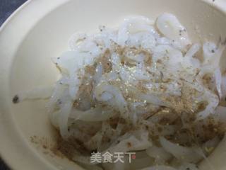 家乡美食~炸银鱼的做法步骤：2