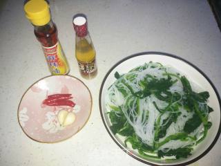 菠菜拌粉丝的做法步骤：7