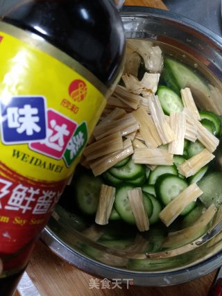 黄瓜拌腐竹的做法步骤：4
