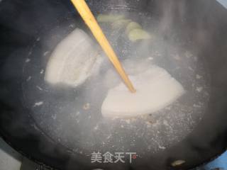 五花肉炖酸菜冻豆腐的做法步骤：9