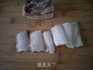 回锅肉炒青椒的做法步骤：2