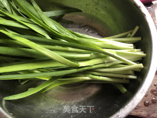 韭菜炒笋丝的做法步骤：1