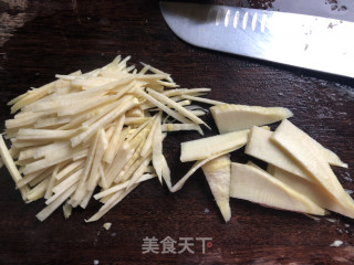 韭菜炒笋丝的做法步骤：4