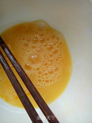 胡萝卜炒饭的做法步骤：3