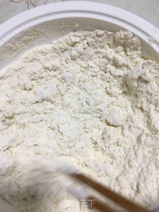 鲜虾多层馅饼的做法步骤：2