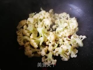 #团圆饭#清炒花菜的做法步骤：4