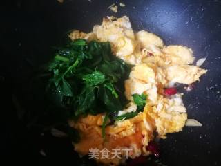 #团圆饭#菠菜炒鸡蛋的做法步骤：8