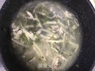 冬笋雪菜肉丝年糕汤的做法步骤：6