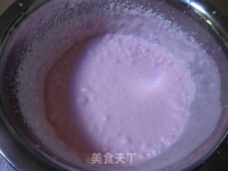 简易版草莓冰淇淋的做法步骤：3
