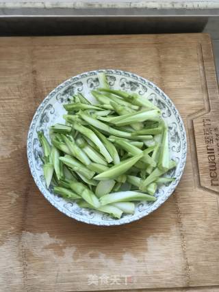 素炒菜芯的做法步骤：2