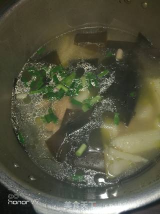 *团圆饭*筒骨炖海带山药的做法步骤：5