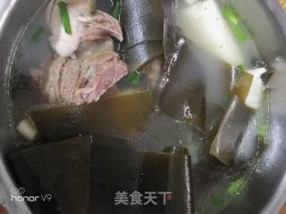 *团圆饭*筒骨炖海带山药的做法步骤：7