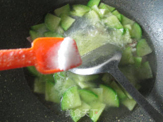 咸肉青萝卜煮粉丝的做法步骤：6