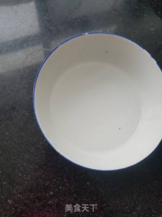 “快手素菜”快手煎馒头片的做法步骤：2